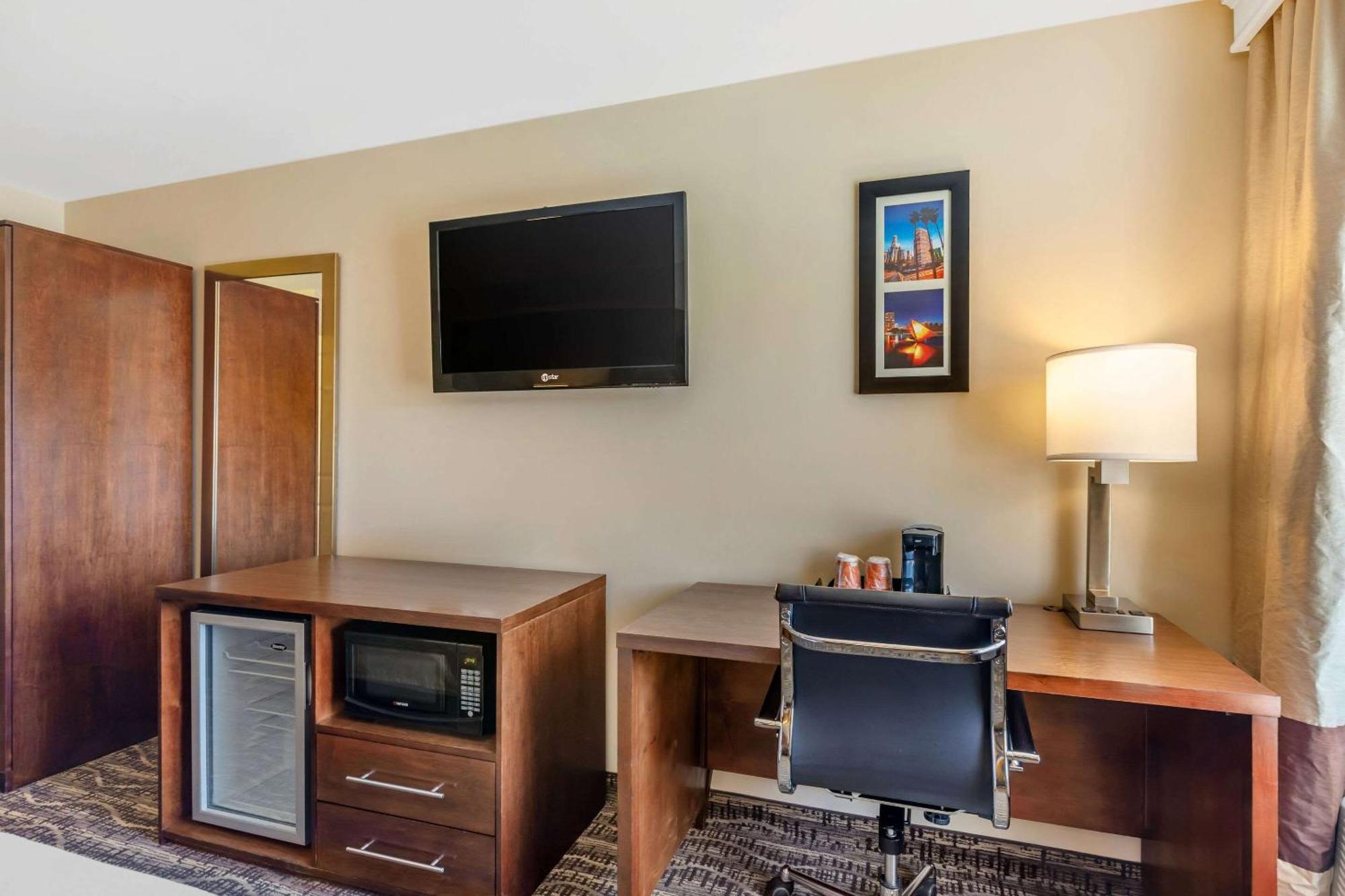 Comfort Inn Monterey Park - Los Angeles Екстер'єр фото