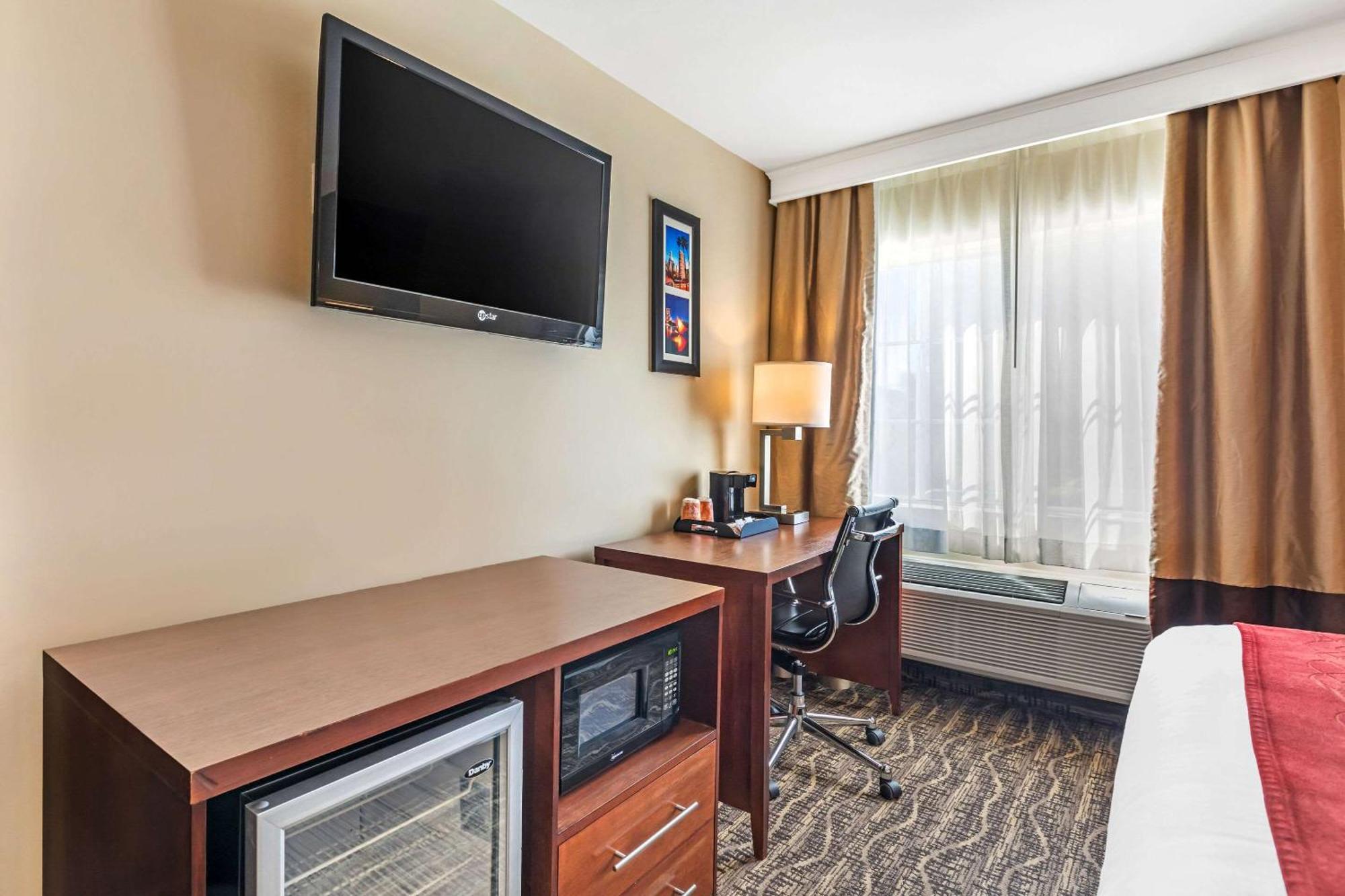 Comfort Inn Monterey Park - Los Angeles Екстер'єр фото